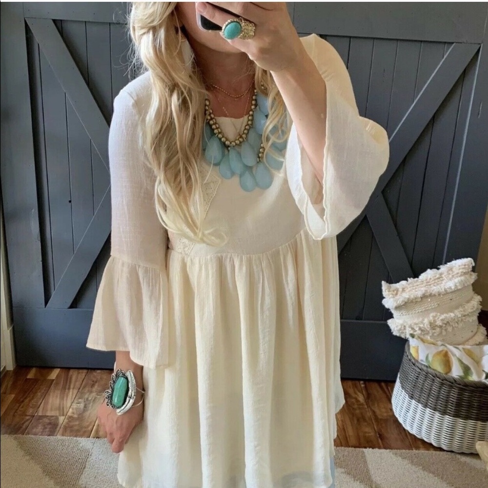 🌟BohoEthereal embroidered dress.